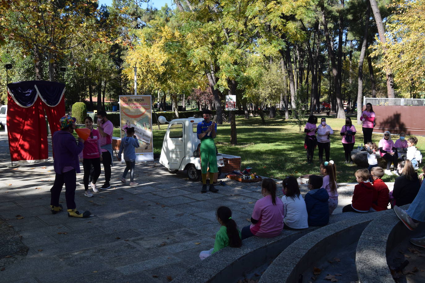 Fotos: Talayuela se vuelve a teñir de rosa