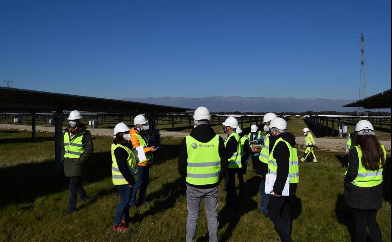 Talayuela Solar celebra su primer año en operación suministrando energía limpia a 148.000 hogares