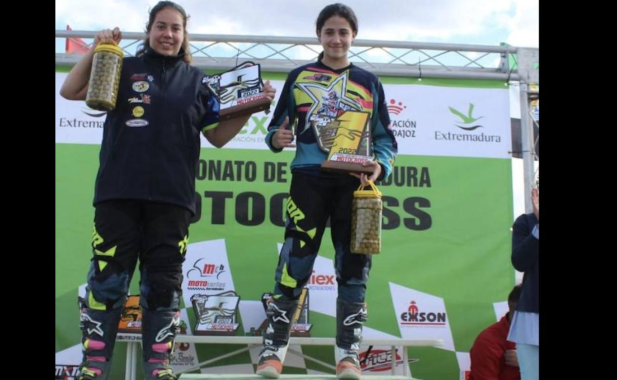 Los riders talayuelanos destacan en la segunda prueba del regional de Motocross
