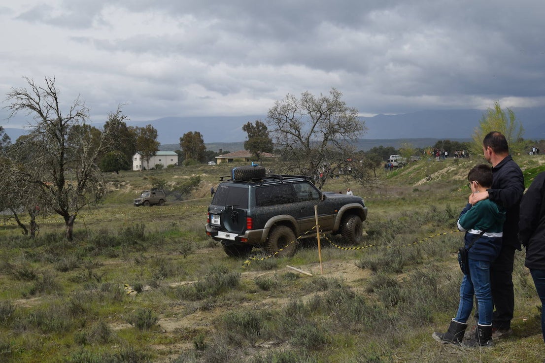 Fotos: Segunda edición de la concentración de motos, quads y 4x4 en Talayuela