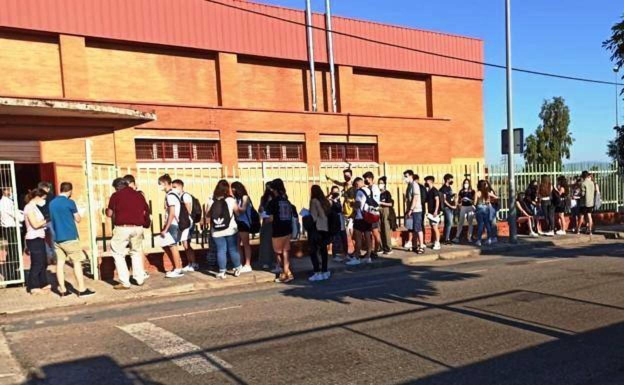 El IES Zurbarán repite como sede de las pruebas de la EBAU