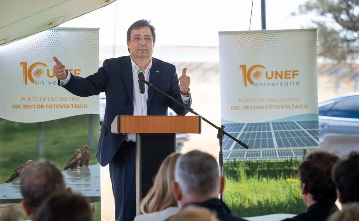 Fernández Vara destaca la oportunidad socioeconómica que supone la relocalización de la cadena de valor de las inversiones en el sector energético