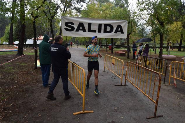 Fotos: Aned organiza la primera edición de la carrera popular 'Pinar de Talayuela'