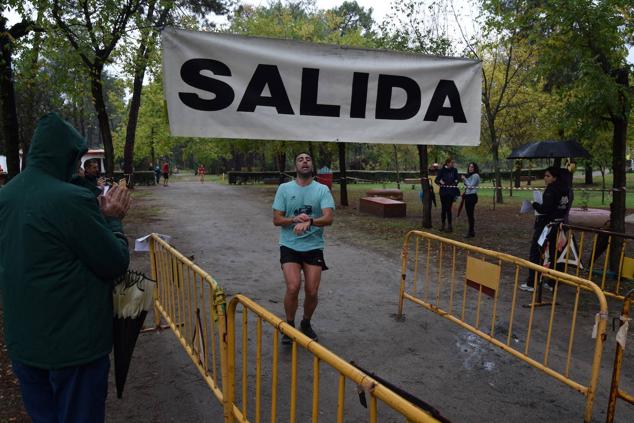 Fotos: Aned organiza la primera edición de la carrera popular &#039;Pinar de Talayuela&#039;