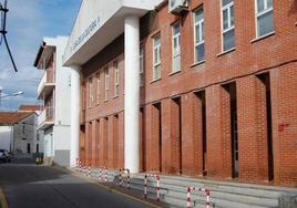 La biblioteca de Talayuela pasa al horario de verano