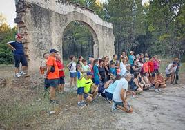 Unas 50 personas participaron en la Ruta Senderista Nocturna
