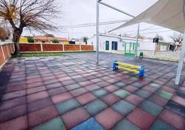 Renovado parque infantil de Santa María