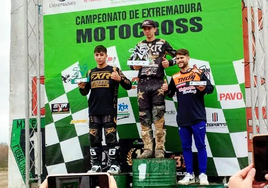 Mario Moreno en lo más alto del podio