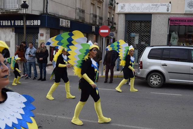 Fotos: Desfile de carrozas y comparsas Talayuela 2023