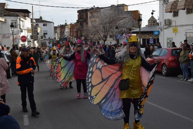 Fotos: Desfile de carrozas y comparsas Talayuela 2023