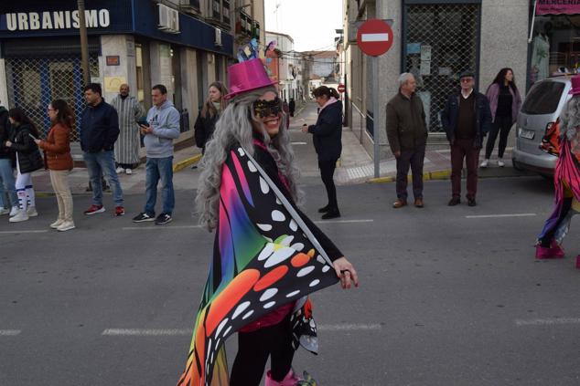 Fotos: Desfile de carrozas y comparsas Talayuela 2023