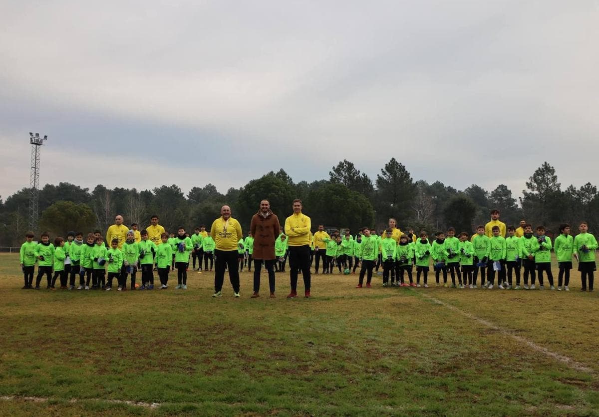 Foto de familia de los participantes en el Clínic