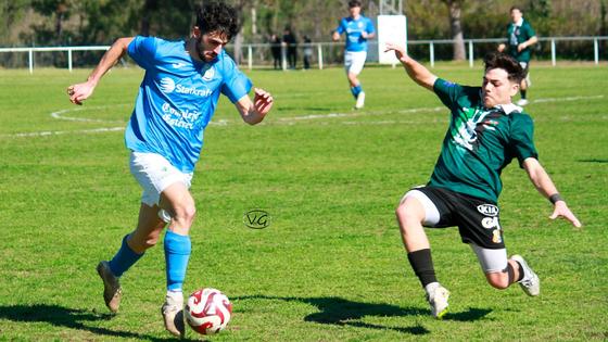 El CP Talayuela se lleva un gran derbi comarcal ante un buen Moralo B, 2-1