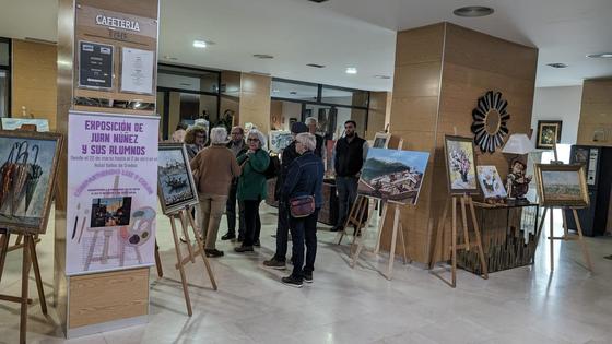 Juan Núñez y sus alumnos siguen compartiendo 'Luz y color'