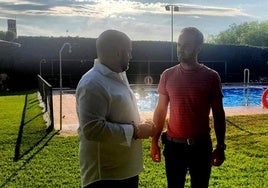 El alcalde durante su visita a las instalaciones