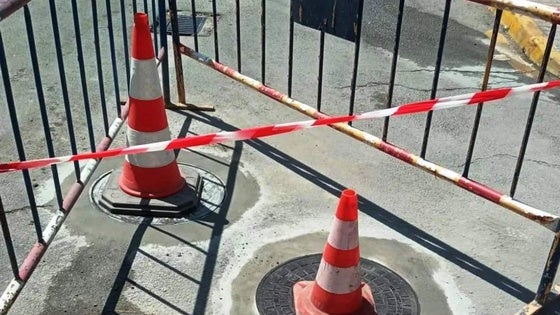Trabajos en marcha para reparar el alcantarillado