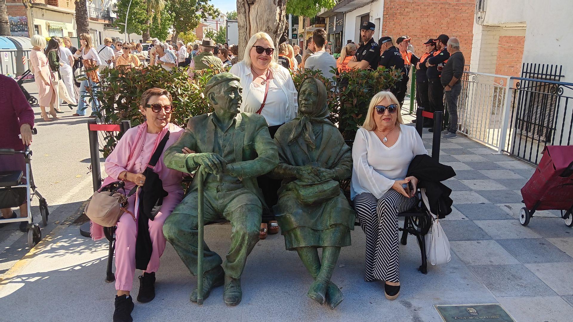 Talayuela homenajea ya a sus mayores