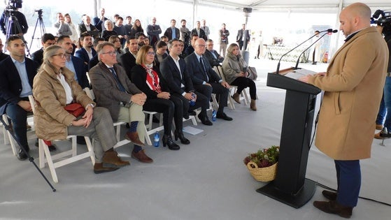 El Ayuntamiento anuncia la construcción de un multiusos