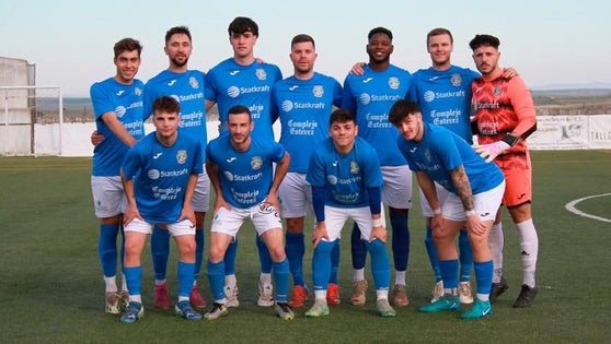 Un buen Talayuela se queda a las puertas de ganar en Sierra de Fuentes, 2-2