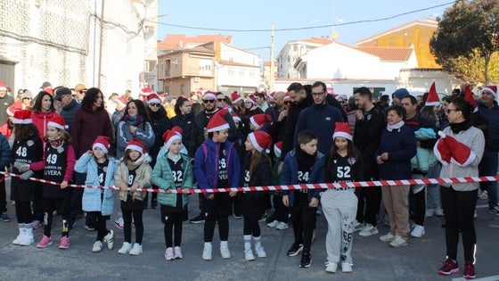 La IX Marcha Solidaria recauda más de 1.000 euros para Valencia