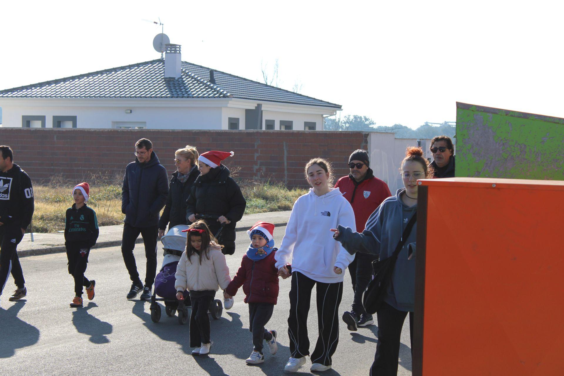La IX Marcha Solidaria recauda más de 1.000 euros para Valencia
