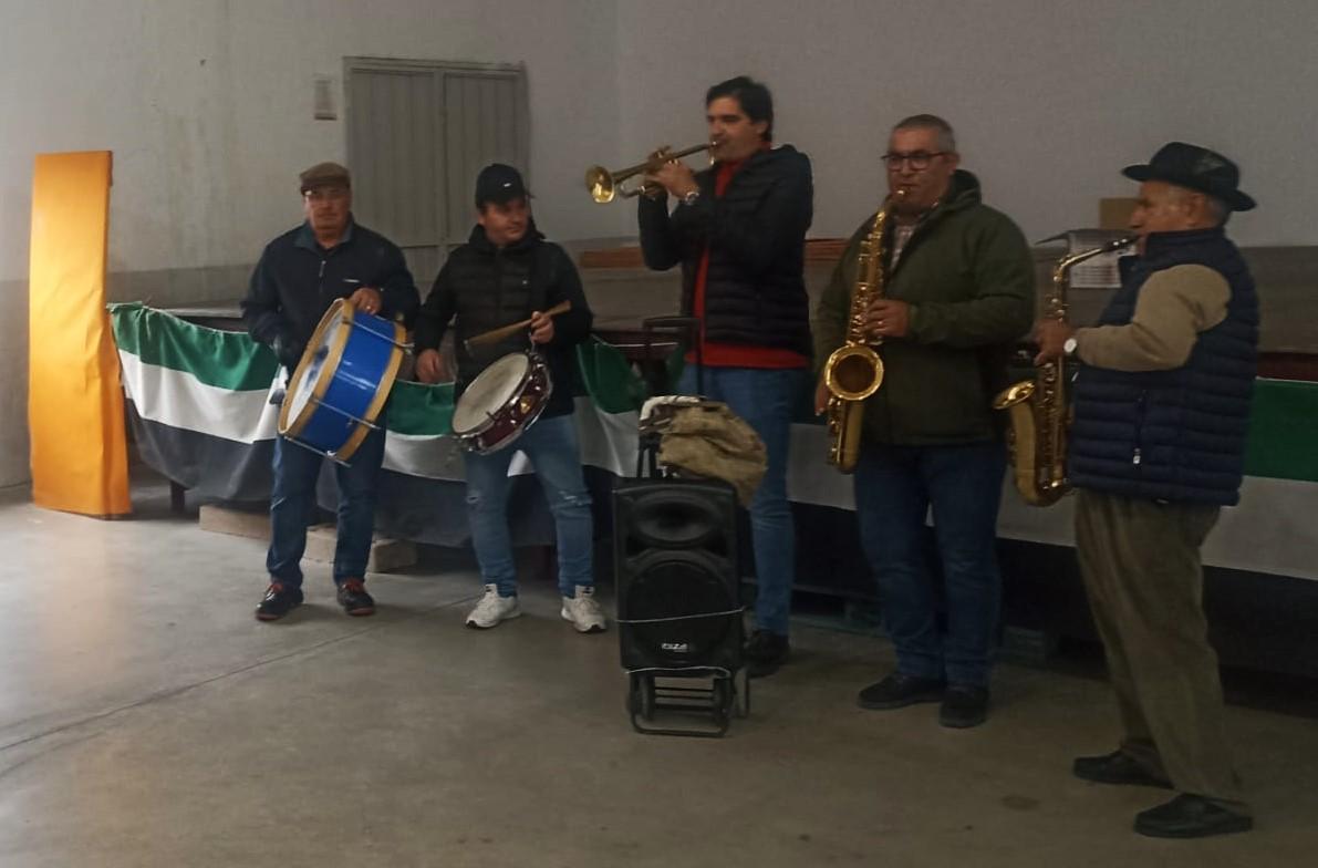      Barquilla de Pinares vuelve a celebrar su tradicional matanza