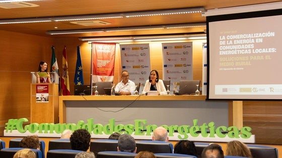 La Diputación continúa impulsando la comercialización de la energía renovable producida localmente