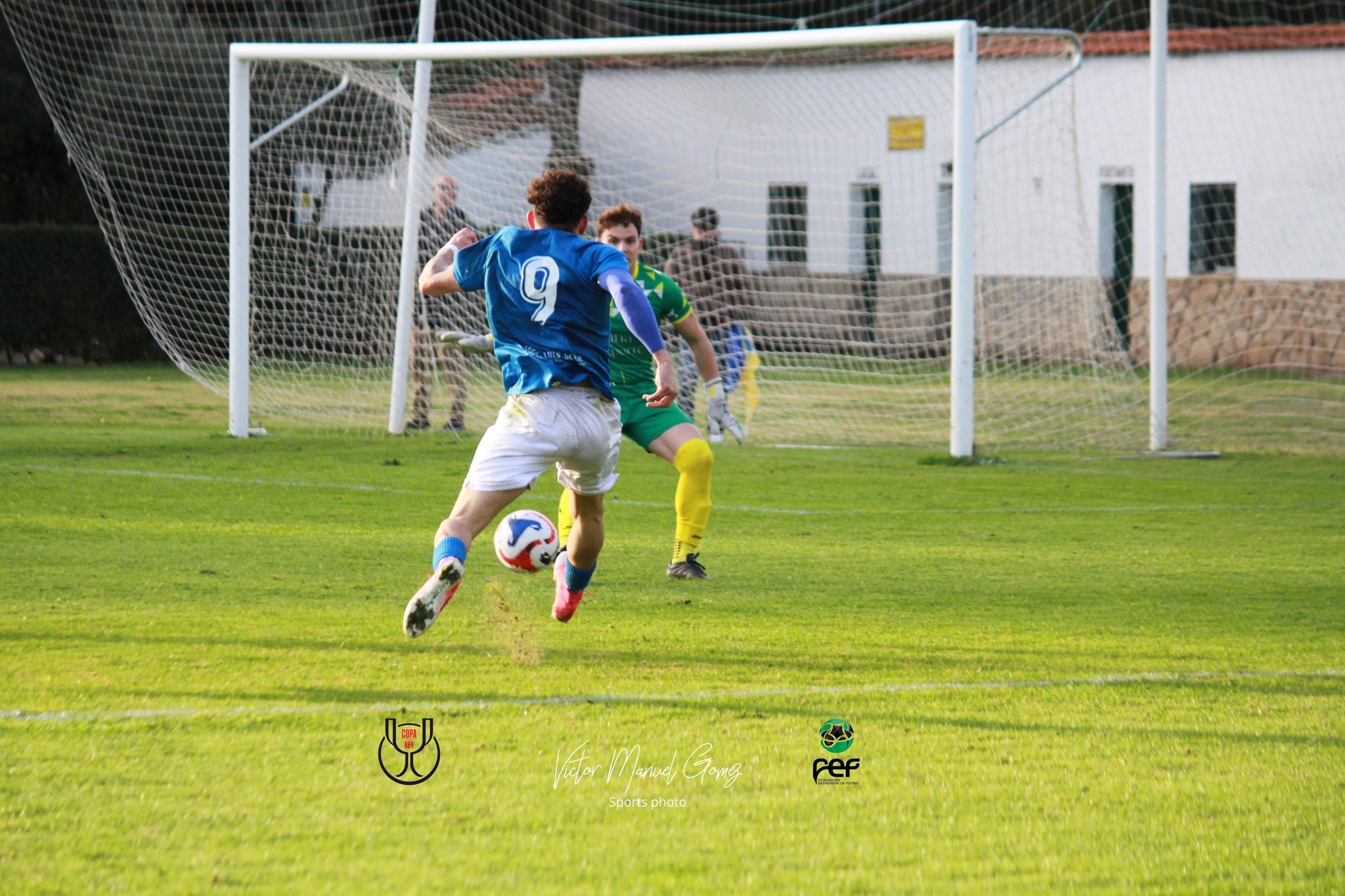 Acción del primer gol
