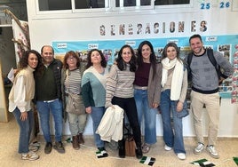 Maestras y maestros observadores junto con los anfitriones