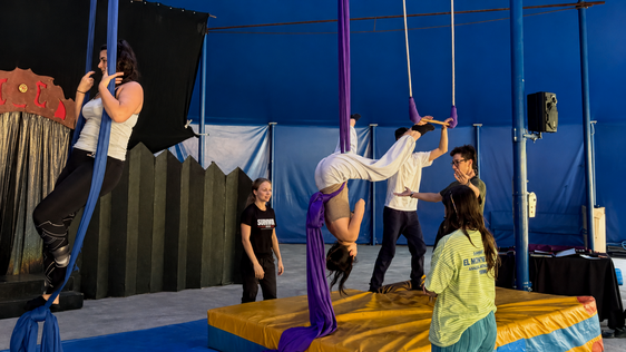 'Circo en la naturaleza' reúne a 25 jóvenes de distinta procedencia y mira ya hacia su vigésima edición