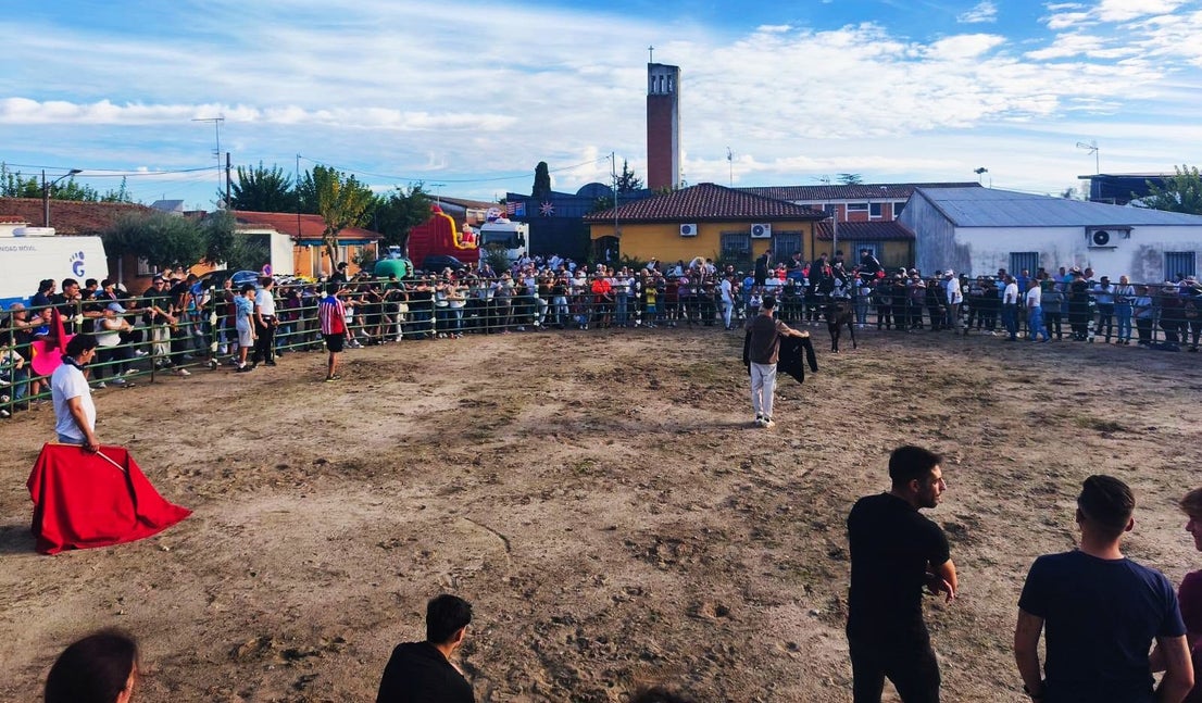 Santa María de las Lomas festeja a su patrona