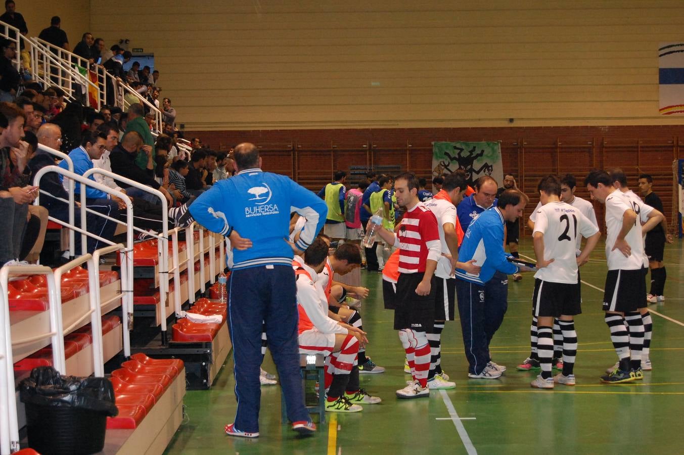 Buhersa cae en la cancha del Silver Novanca