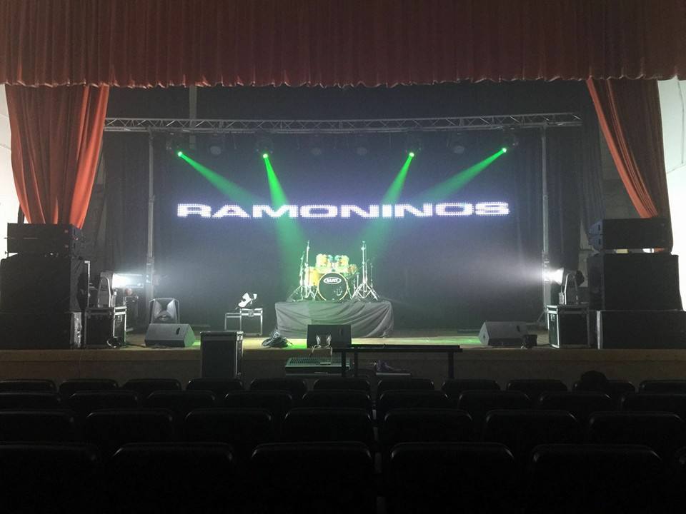 El grupo Los Ramoninos actuará mañana en Talayuela