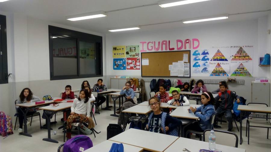 Alumnos durante las charlas
