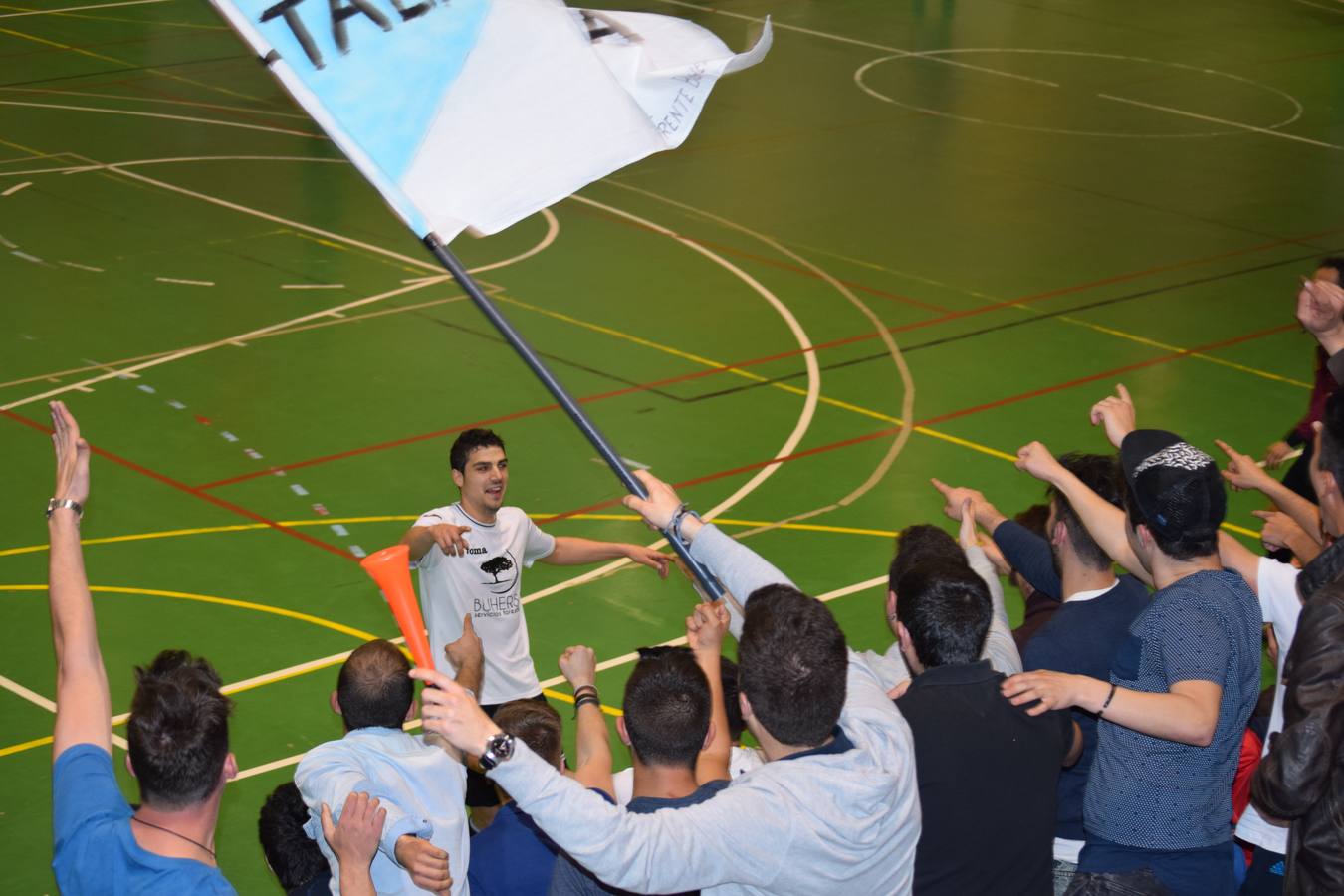 Imagen de la celebración del gol de Carlos Castro 