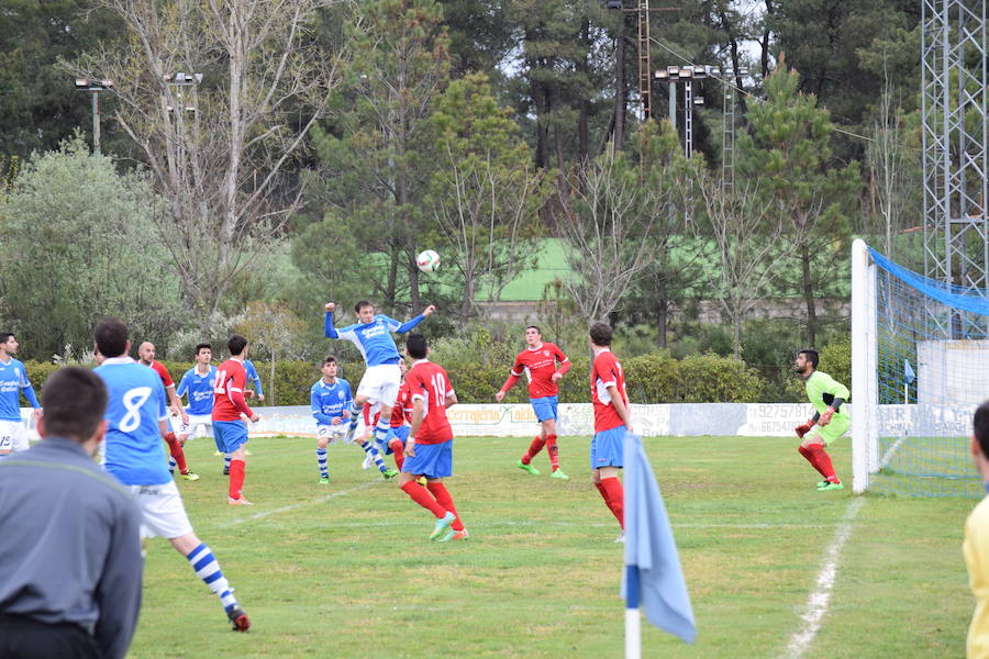Momento del gol del conjunto talayuelano 