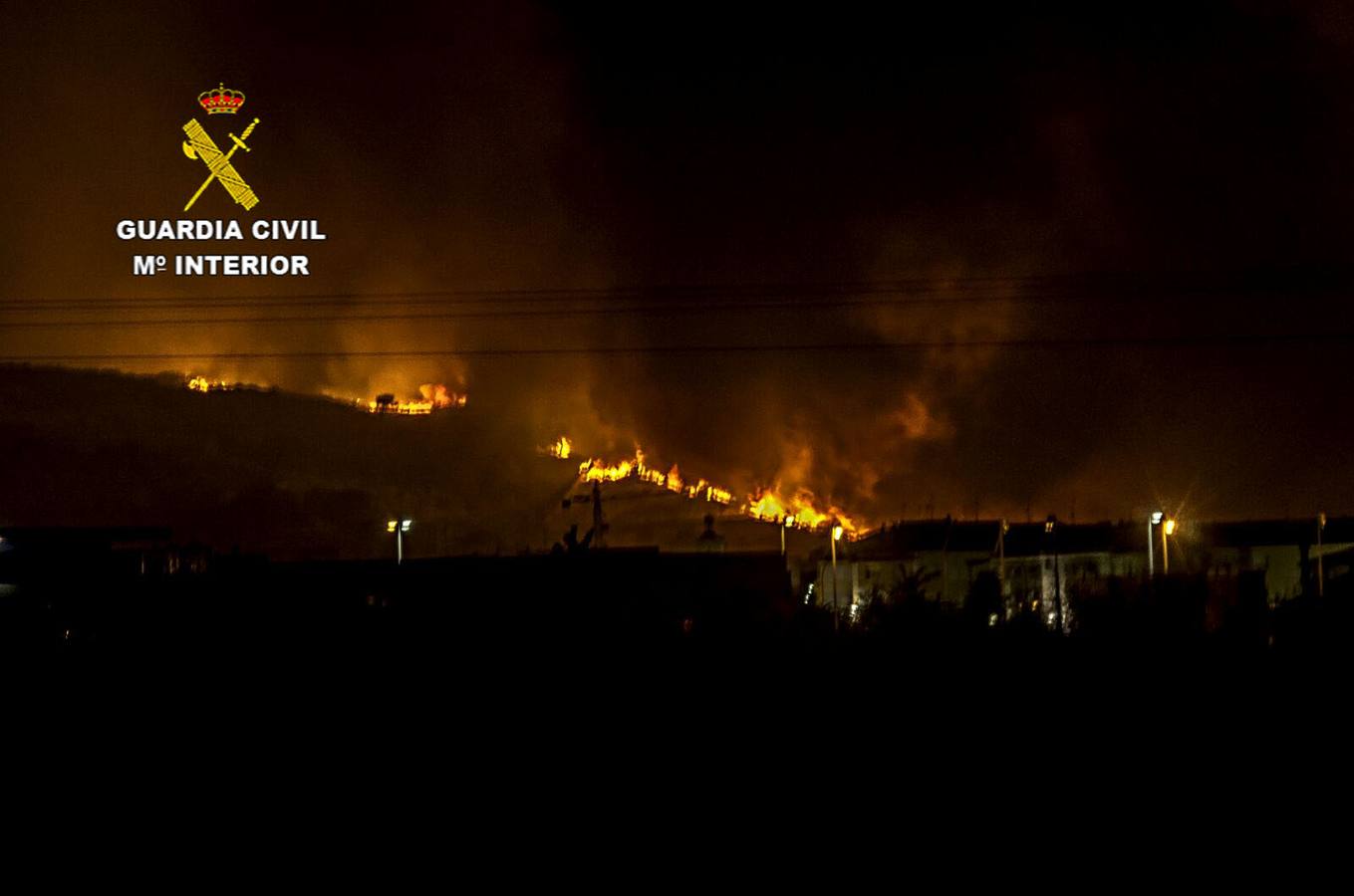 Detenido por la Guardia Civil el presunto autor de un incendio forestal, que obligó a evacuar a 150 vecinos de Navalmoral de la Mata