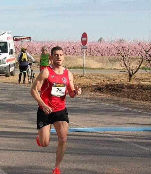 Jorge Campos obtiene un buen resultado en la III Media Maratón Villa de Montijo