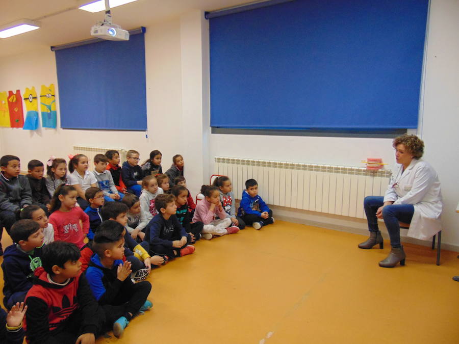 El Programa Padiex fomenta la higiene bucal entre los alumnos del Juan Güell