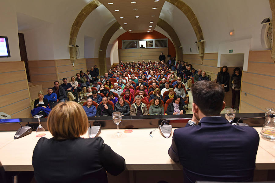 Encuentro de responsables de la Diputación con representantes de municipios 