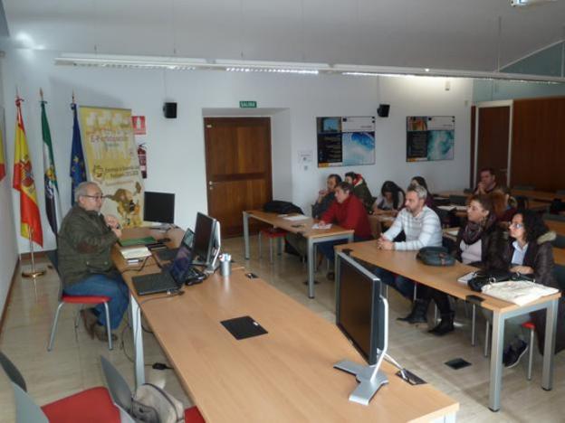 El gerente de Adicomt en un encuentro con empresarios 