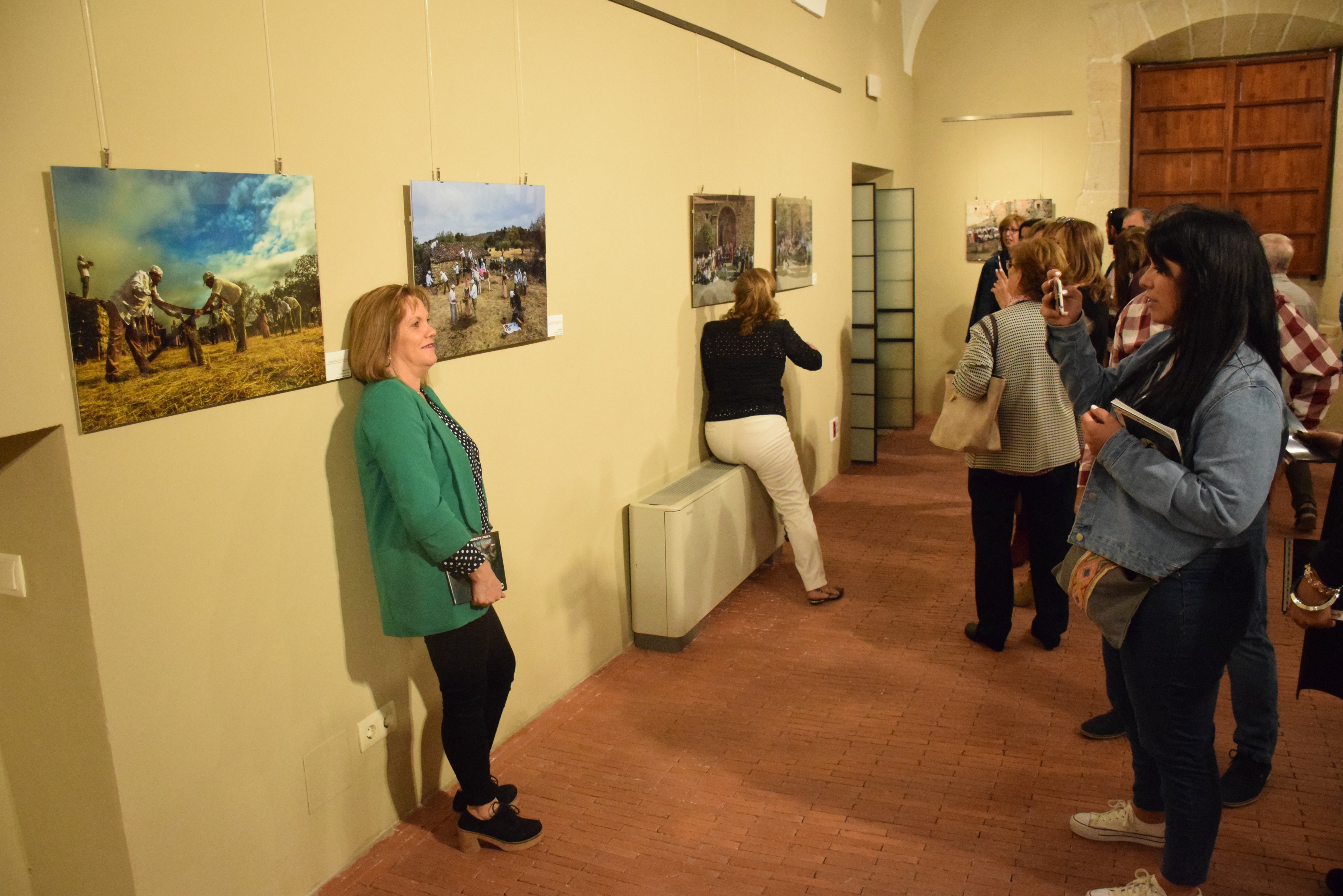 Fotos: Inauguración y fallo del certamen fotográfico &#039;Recreando mi pueblo&#039;