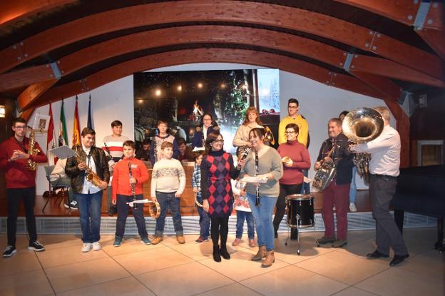 Una de las agrupaciones que partició en el programa el Mohcuelo, la banda de música de Trujillo, Antonio Flores 