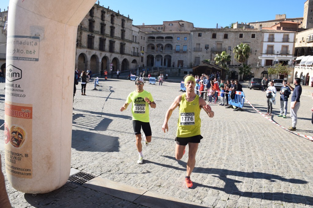 Fotos: La San Silvestre trujillana 2019