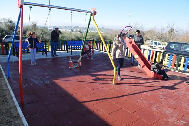 Usuarios en el día de la inauguración del parque 