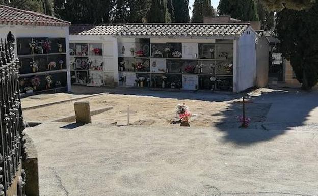 los cementerios, la biblioteca y el parque de San Lázaro vuelven abrir al público