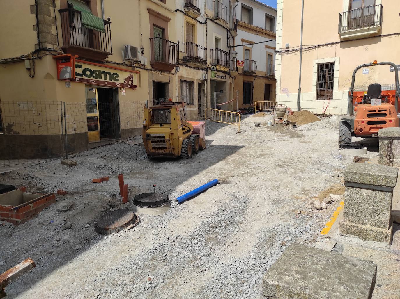 La plazuela de San Francisco en obras, ayer 