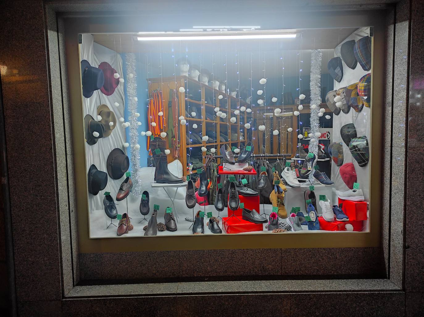 Fotos: Concurso de escaparates navideños