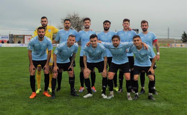 Benigno Aza destaca lo compleja que está siendo la temporada del C. F. Trujillo