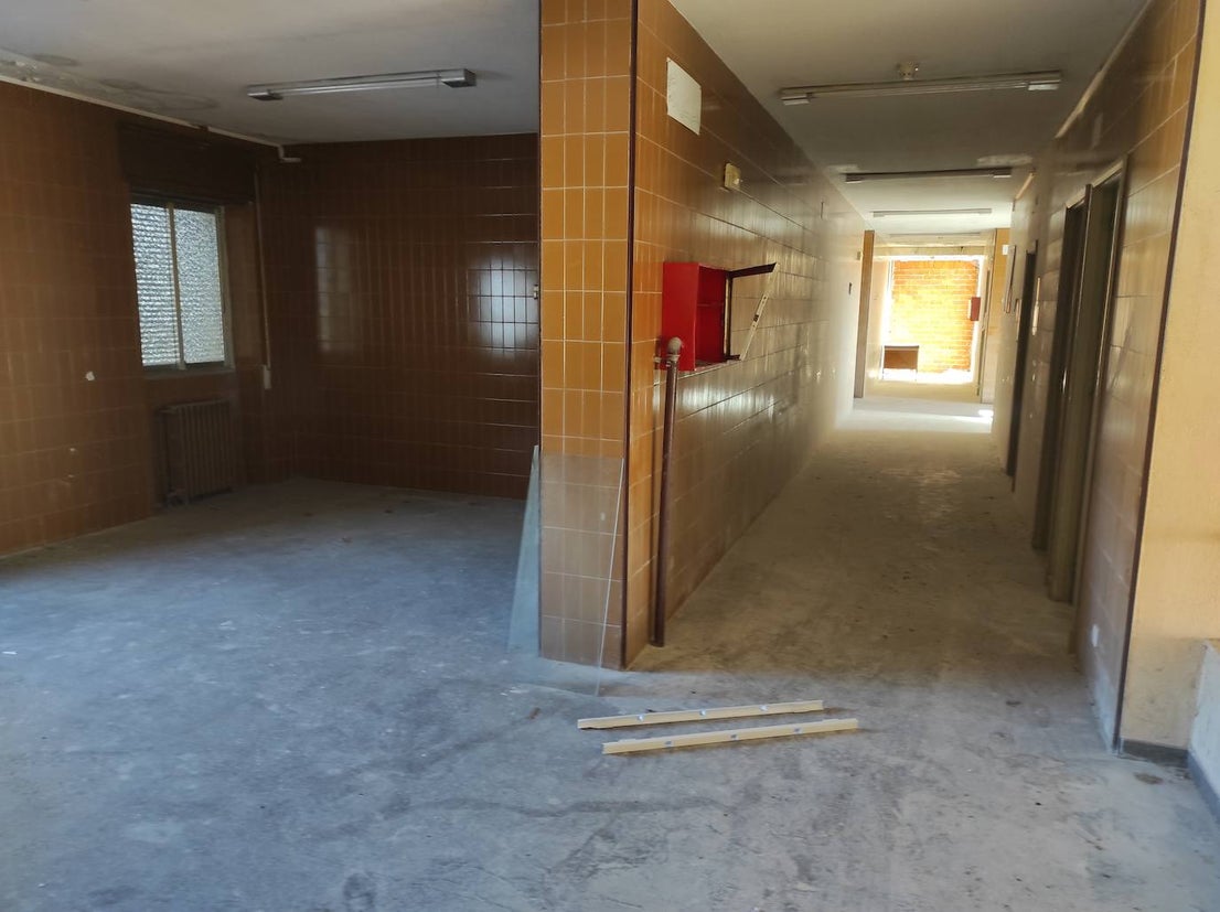 Fotos: Limpieza del edificio de la Segurida Social